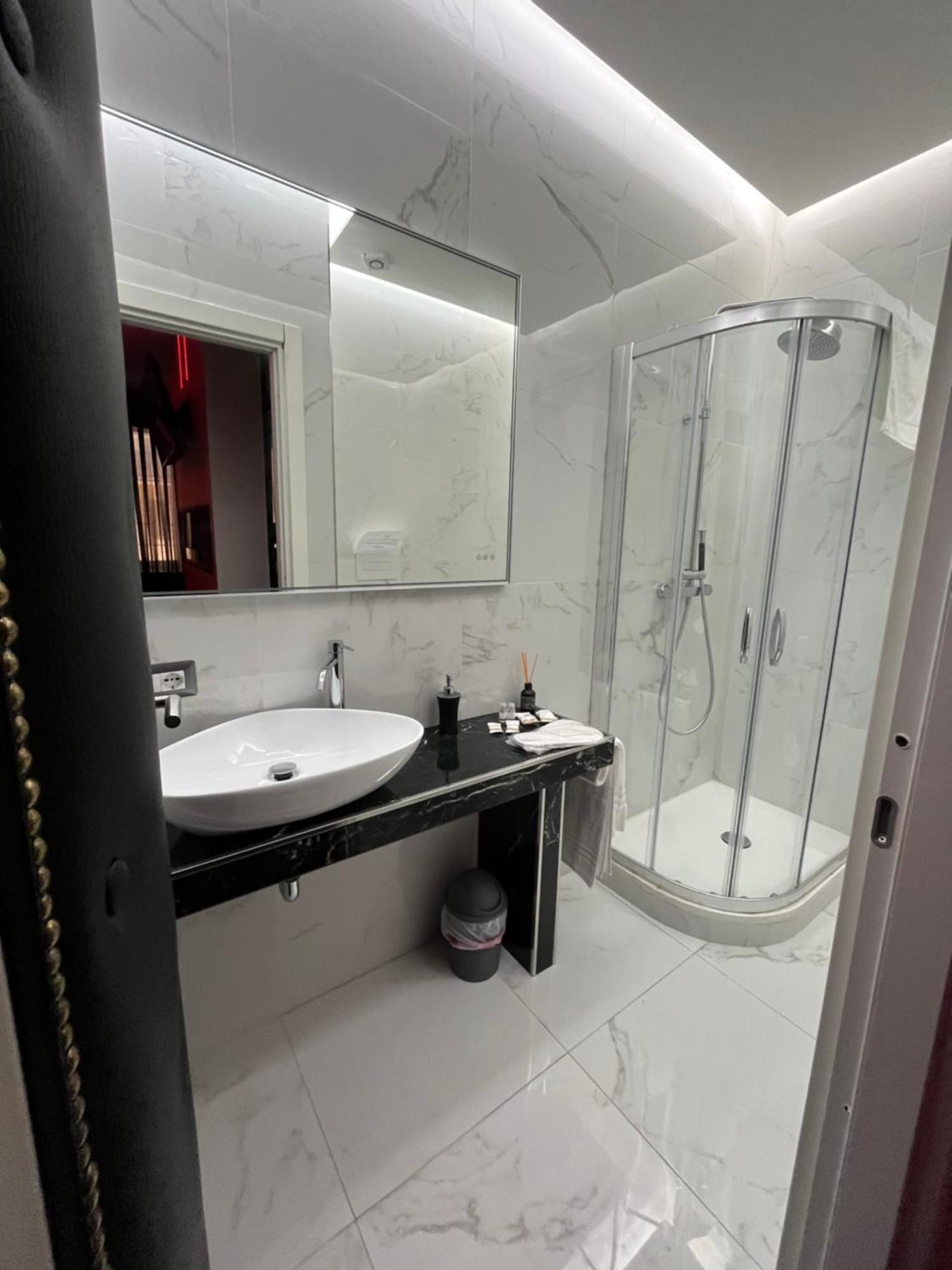 Suite Luxury Bdsm 로마 객실 사진