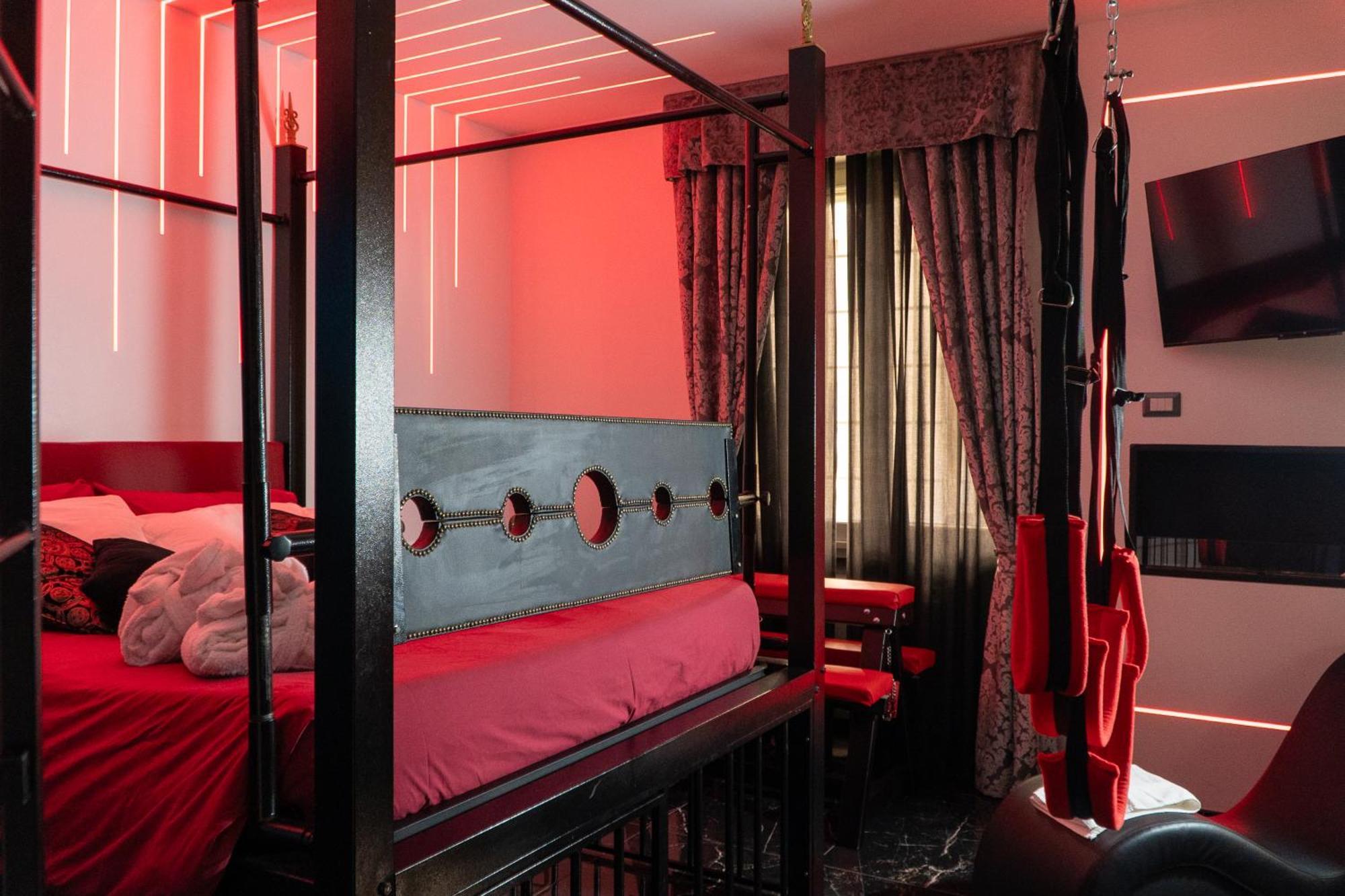 Suite Luxury Bdsm 로마 외부 사진