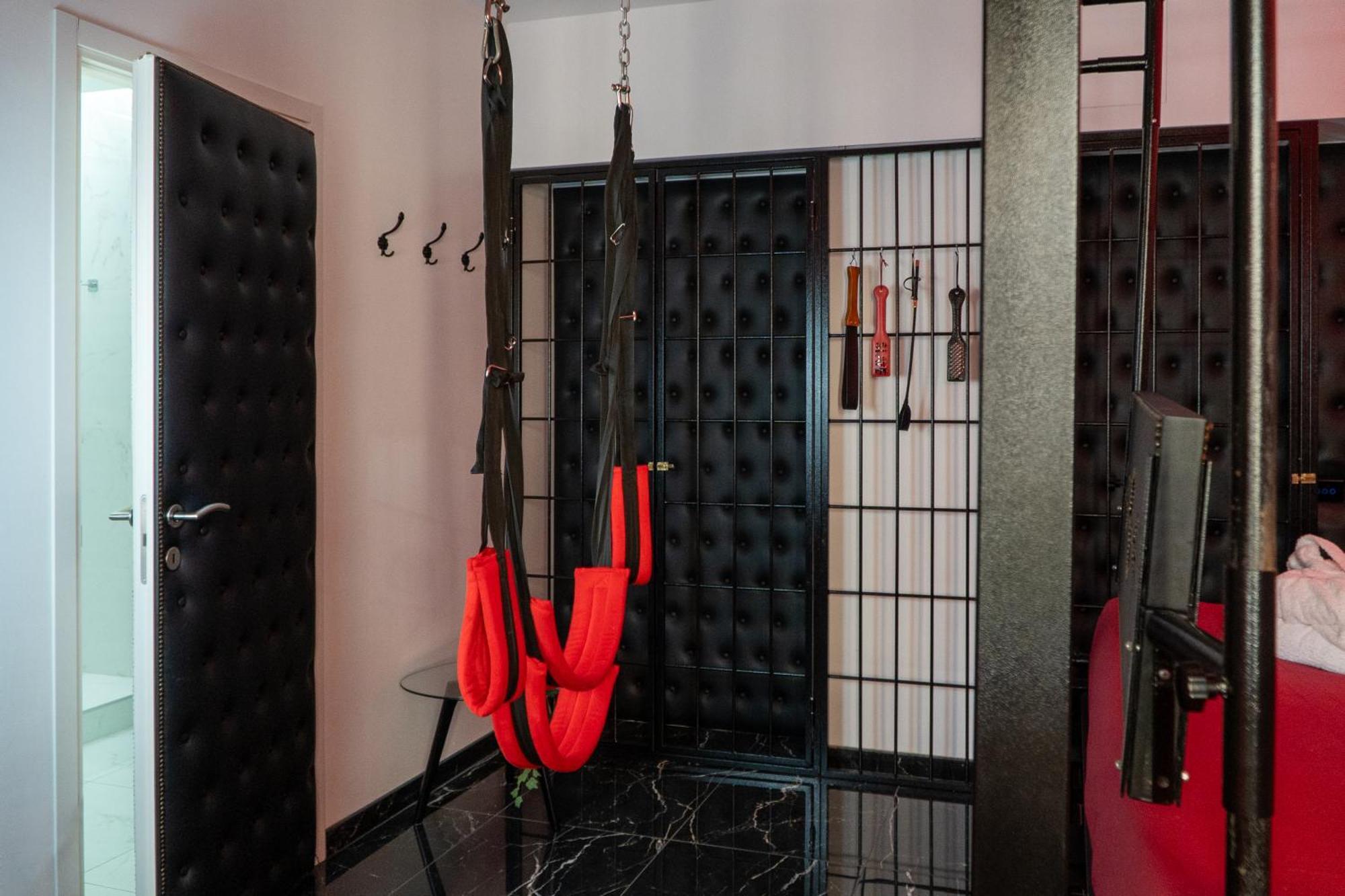 Suite Luxury Bdsm 로마 외부 사진